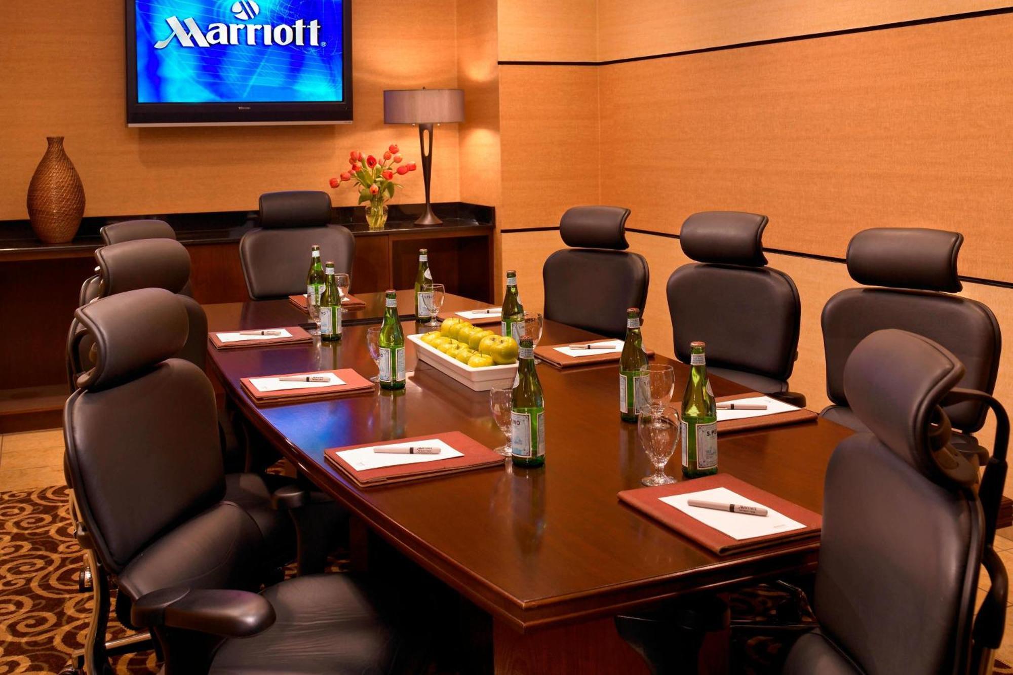 Detroit Marriott Troy Otel Dış mekan fotoğraf